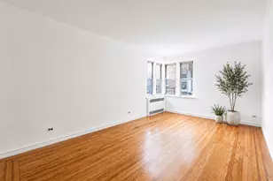 63-109 Saunders St, Rego Park, NY 11374 - Photo 9