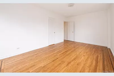 63-109 Saunders Street #A8, Rego Park, NY 11374 - Photo 19