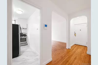 63-109 Saunders Street #A8, Rego Park, NY 11374 - Photo 15