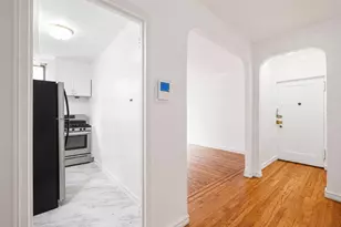 63-109 Saunders St, Rego Park, NY 11374 - Photo 15