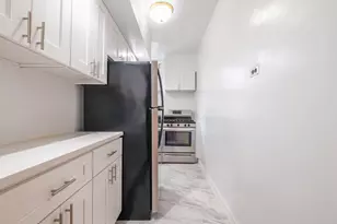 63-109 Saunders St, Rego Park, NY 11374 - Photo 11