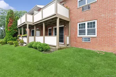 10 Glen Hollow Drive #C44, Holtsville, NY 11742 - Photo 15