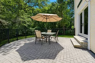 23 Greentree Dr, Medford, NY 11763 - Photo 27