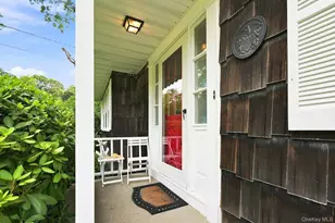 7 Bayberry Ln, Northport, NY 11768 - Photo 3