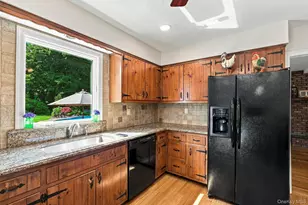 7 Bayberry Ln, Northport, NY 11768 - Photo 17