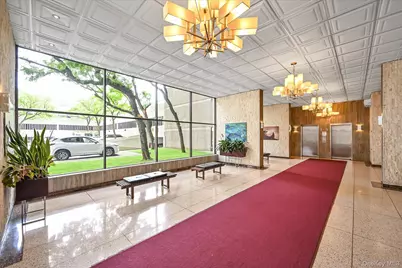 150-38 Union Turnpike #6F, Flushing, NY 11367 - Photo 17