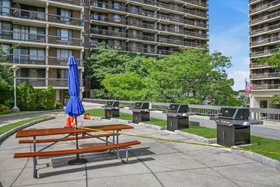 150-38 Union Turnpike #6F, Flushing, NY 11367 - Photo 23