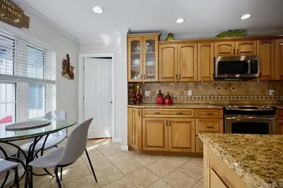 274 Robinson Lane, Wappingers Falls, NY 12590 - Photo 11