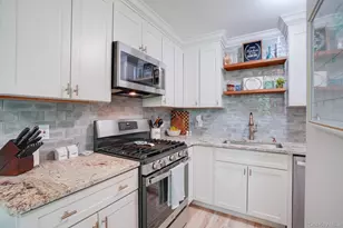 11 Field Ct, Fishkill, NY 12524 - Photo 7