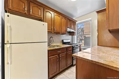 141-21 78th Road #1B, Kew Gardens, NY 11367 - Photo 9
