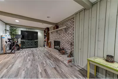 21 Circle Drive, East Northport, NY 11731 - Photo 33