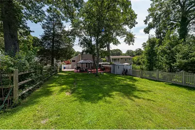 21 Circle Drive, East Northport, NY 11731 - Photo 39