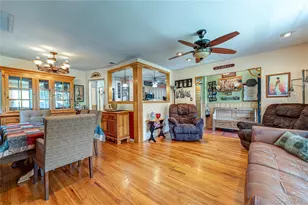 21 Circle Dr, East Northport, NY 11731 - Photo 7