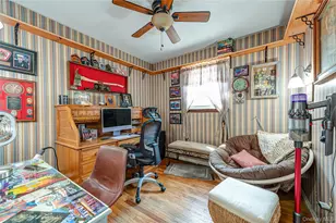 21 Circle Dr, East Northport, NY 11731 - Photo 13