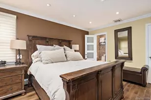 1118 Howard Dr, Westbury, NY 11590 - Photo 19
