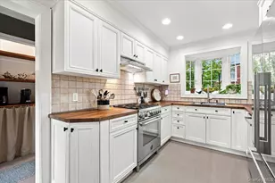15 Parkview Ct, White Plains, NY 10603 - Photo 17