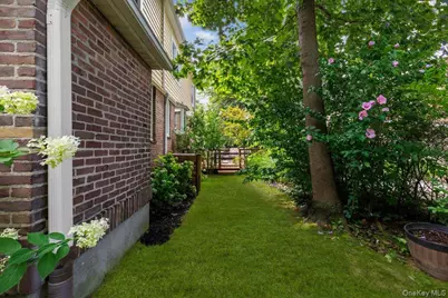 15 Parkview Court, White Plains, NY 10603 - Photo 37