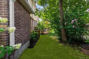 15 Parkview Ct, White Plains, NY 10603 - Photo 37