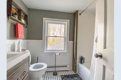 14500 Main Road, Mattituck, NY 11952 - Photo 11