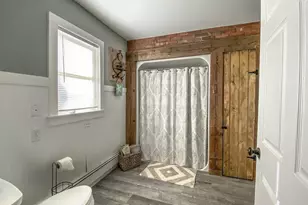 14500 Main Rd, Mattituck, NY 11952 - Photo 9