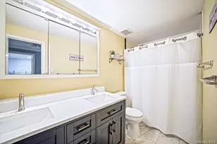 275 Birchwood Rd, Medford, NY 11763 - Photo 23