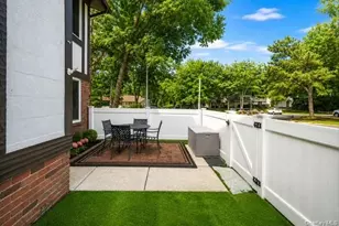 275 Birchwood Rd, Medford, NY 11763 - Photo 5