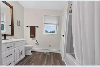 178 Montrose Drive, Port Jefferson Station, NY 11776 - Photo 37