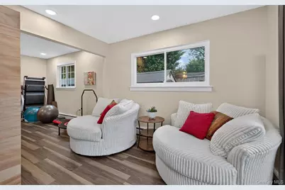 178 Montrose Drive, Port Jefferson Station, NY 11776 - Photo 25