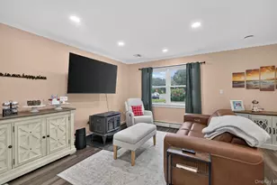 178 Montrose Dr, Port Jefferson Station, NY 11776 - Photo 9