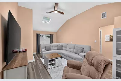 178 Montrose Drive, Port Jefferson Station, NY 11776 - Photo 31