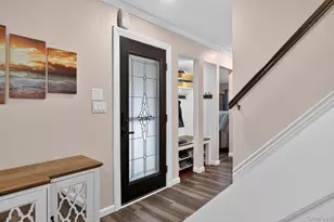 178 Montrose Dr, Port Jefferson Station, NY 11776 - Photo 5