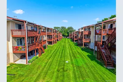 25 College Avenue #707, Nanuet, NY 10954 - Photo 5