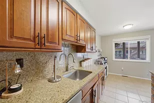 25 College Ave, Nanuet, NY 10954 - Photo 11