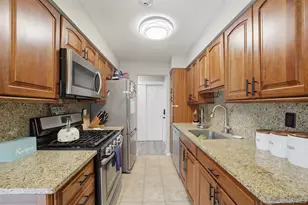 25 College Ave, Nanuet, NY 10954 - Photo 9