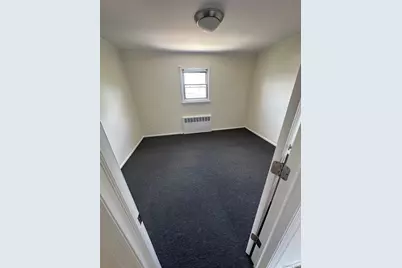 137 Nassau Boulevard, Garden City South, NY 11552 - Photo 5