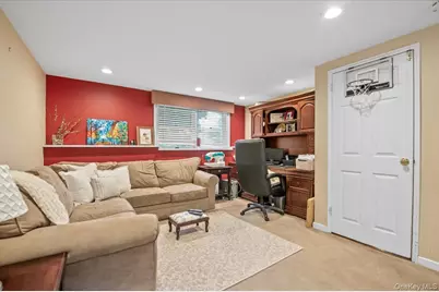 15 Eleanor Road, Plainview, NY 11803 - Photo 25