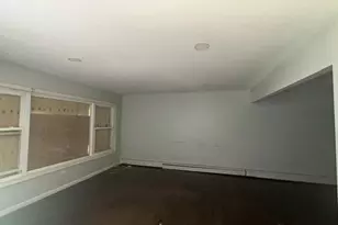110 Nathalie Ave, Amityville, NY 11701 - Photo 11