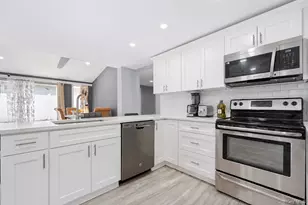 10 Helene Dr, Shirley, NY 11967 - Photo 7
