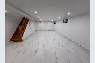 141-09 72nd Avenue, Flushing, NY 11367 - Photo 11