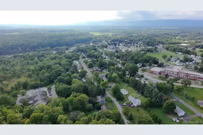 41 Buena Vista Avenue, Wallkill, NY 12589 - Photo 15