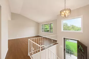 95 W Lake Dr, Lindenhurst, NY 11757 - Photo 21