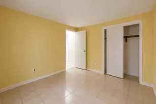 95 W Lake Dr, Lindenhurst, NY 11757 - Photo 27