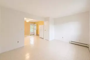 95 W Lake Dr, Lindenhurst, NY 11757 - Photo 29