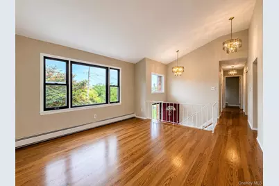 95 W Lake Drive, Lindenhurst, NY 11757 - Photo 3