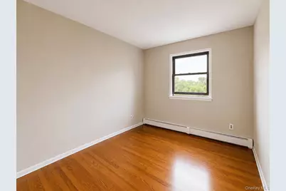 95 W Lake Drive, Lindenhurst, NY 11757 - Photo 11