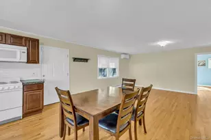 13 Argonne Rd W, Hampton Bays, NY 11946 - Photo 7