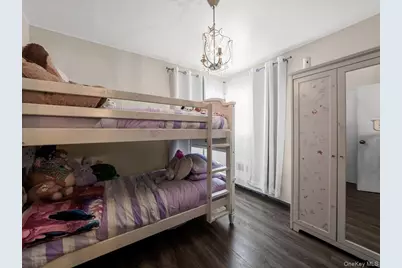 208 N 3rd Street, Bethpage, NY 11714 - Photo 9