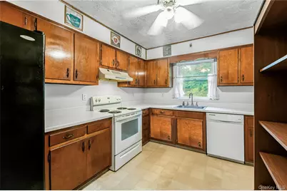 164 Brookside Farms Road, Newburgh, NY 12550 - Photo 5