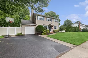 25 N Ocean Ave, Center Moriches, NY 11934 - Photo 31