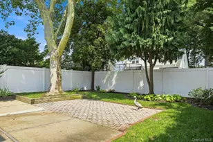 201 E Chester St, Valley Stream, NY 11580 - Photo 5